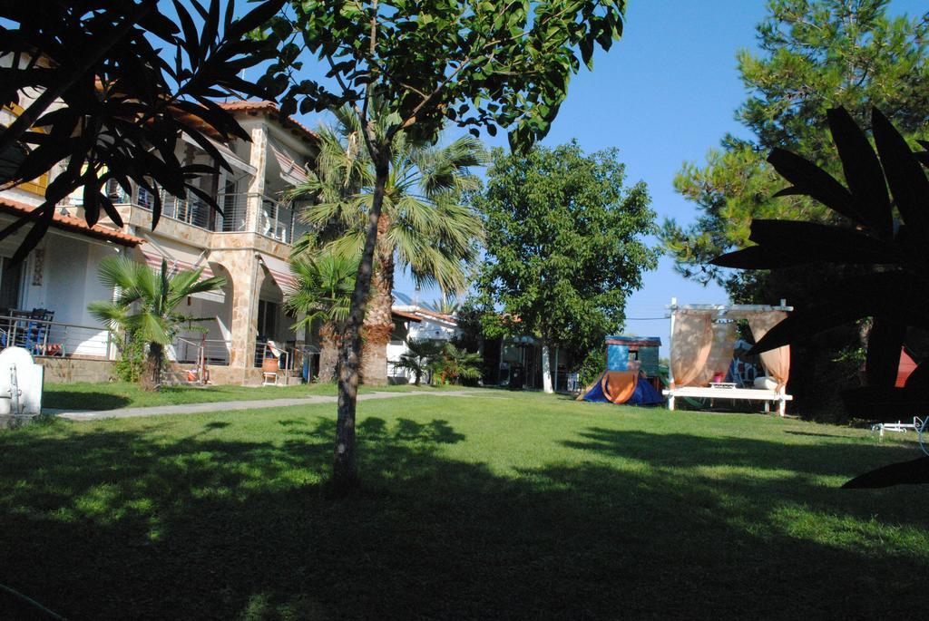 Fernando Hotel Ofrinion Luaran gambar